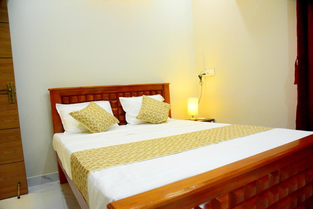Sri Apartment 2Bhk For Familys Couples Parking A2 Pondicherry Exterior photo